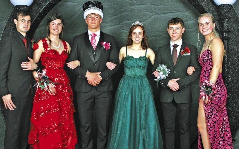 Photo by Bev Lee, Moments by Bev Hay Springs High School hosted their annual Prom festivities on Saturday, April 27. The theme was “A Night in Paris.” The royalty for the evening consisted of (L-R) Jarhett Anderson, Abbey Russell, Gage Mintken, Ava McKillip, Noah Kelly, and Alexa Tonjes. Minkten and McKillip were honored as King and Queen.