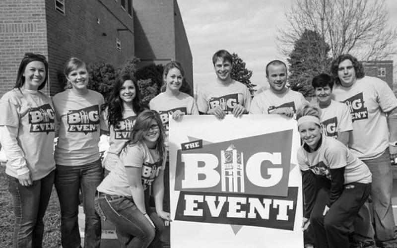 Photo by Tiffany Valandra, Chadron State College Students at The Big Event.
