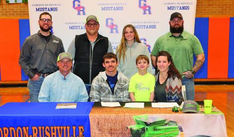 Gordon-Rushville senior Caleb Heck signs with John Deere