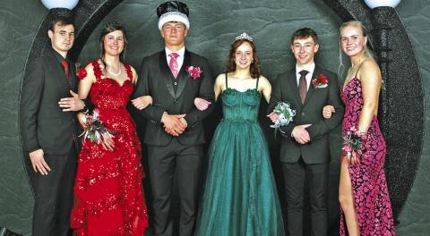 Photo by Bev Lee, Moments by Bev Hay Springs High School hosted their annual Prom festivities on Saturday, April 27. The theme was “A Night in Paris.” The royalty for the evening consisted of (L-R) Jarhett Anderson, Abbey Russell, Gage Mintken, Ava McKillip, Noah Kelly, and Alexa Tonjes. Minkten and McKillip were honored as King and Queen.