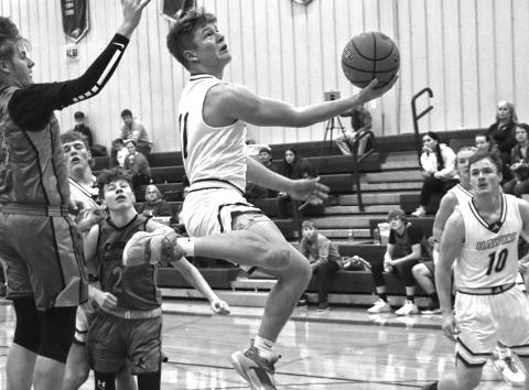 Photo by Scott Bidroski Senior Gage Mintken and the Hawks are ready to make a run at a trip to Lincoln in postseason play this week.