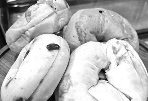 Photo by Trinity Taylor Half Diamond E Coffee has added Black Hill’s Bagels to the list of the yummy treats you can pick up at the Main St. business.