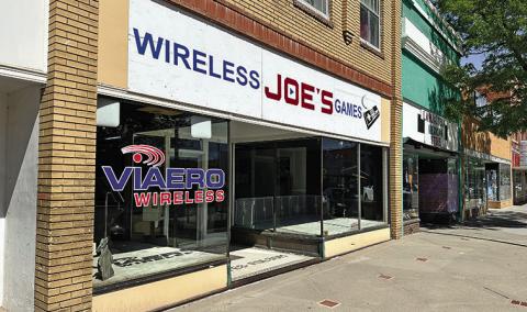 Photo by Scott Bidroski Some changes are coming to Joe’s Wireless on Main Street in Gordon this month as the Viaero dealership is set to close.