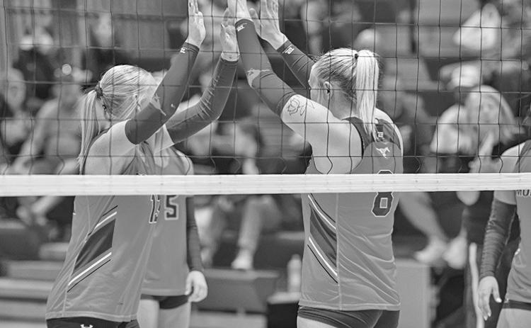 Photo by Morgan Meisenheimer The Mustang Volleyball team completed a very busy week of matches over the last seven days.