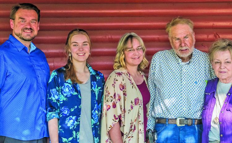 Photo by Tim Liebermann Tom and Karen Cobb (both far right) were honored at the annual Tri-State Oldtime Cowboys Hall of Fame breakfast as the newest members of the prestigious club. They were joined by the Hurd family, with daughter Laura Hurd (center) delivering the invocation for her parents.
